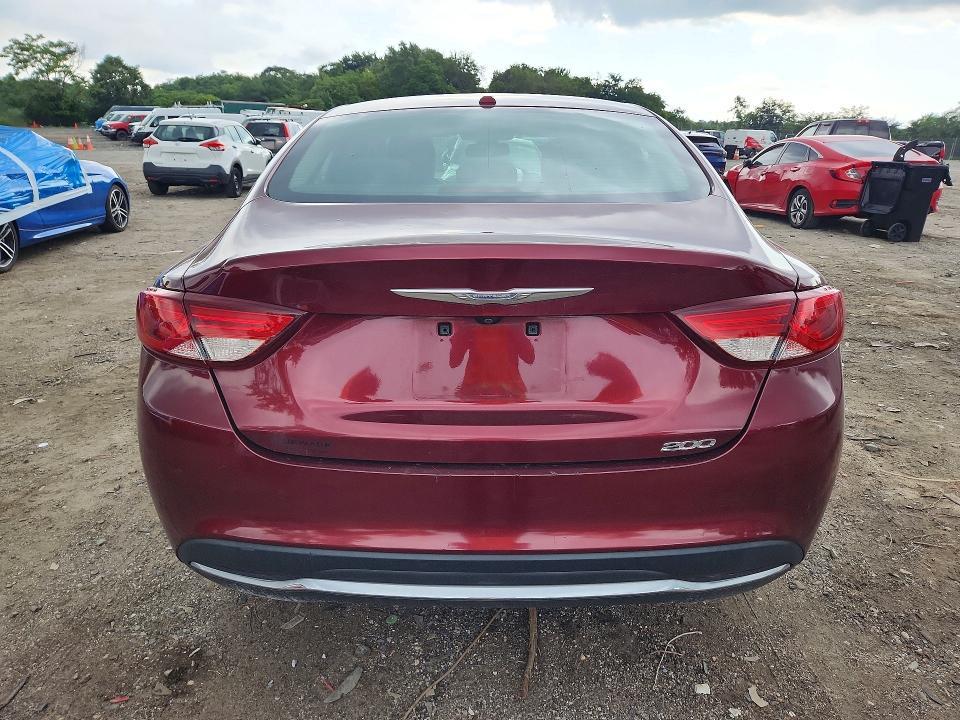 2015 Chrysler 200 Limited