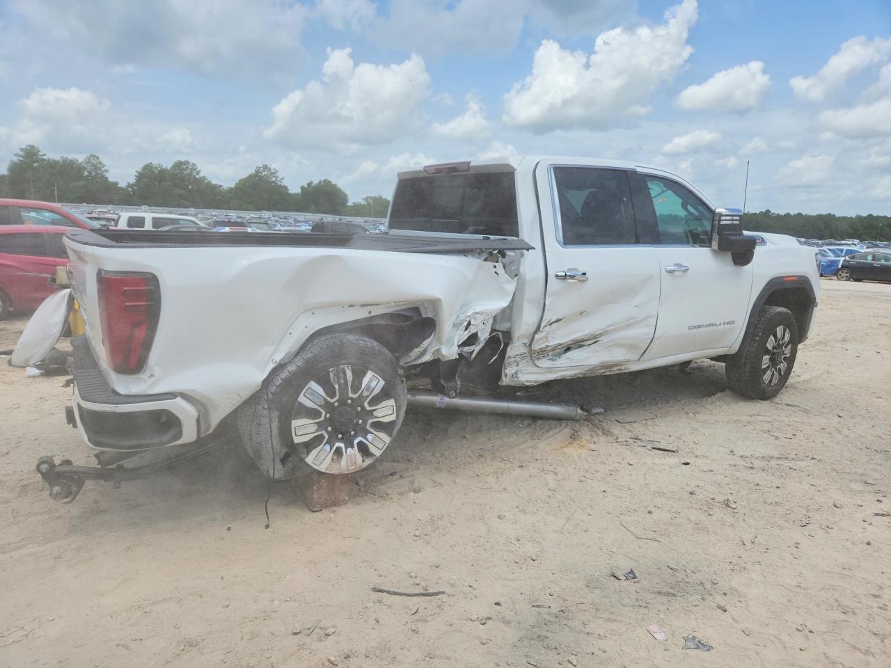 2024 GMC Sierra K2500 Denali