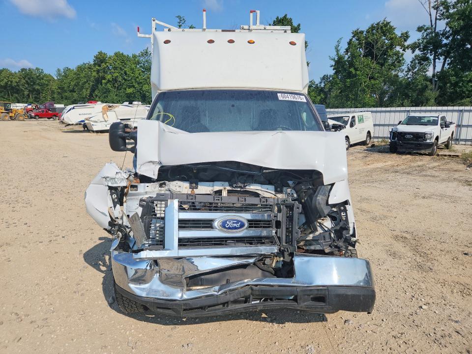 2016 Ford E350 Delivery Truck