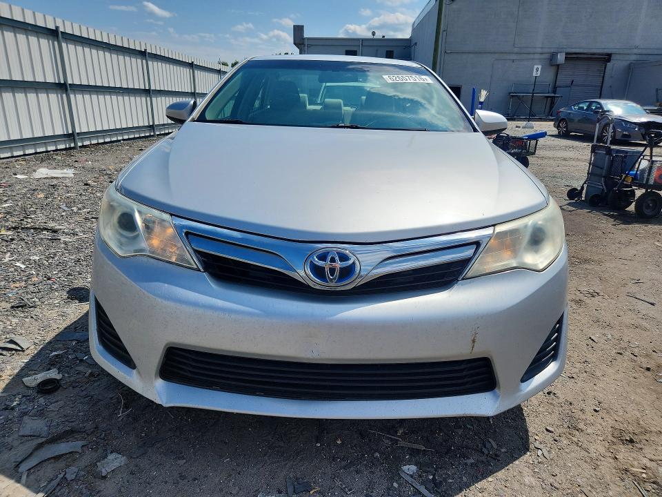 2012 Toyota Camry Hybrid le