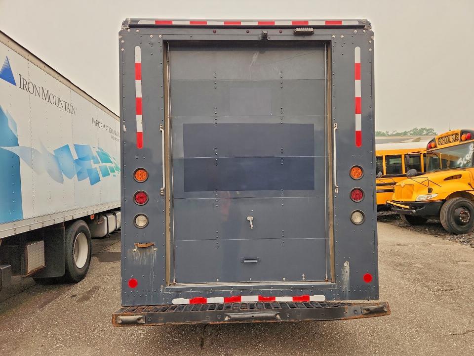 2021 Freightliner Chassis M Line WALK-IN Van
