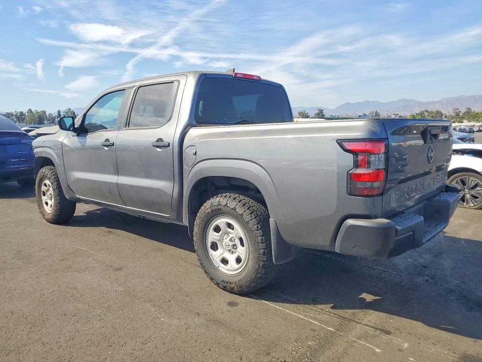 2023 Nissan Frontier S