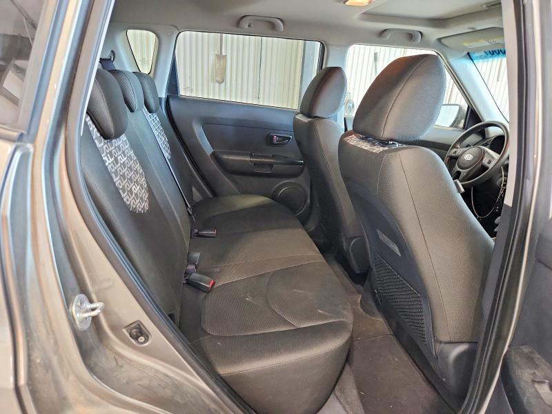 2010 KIA Soul +