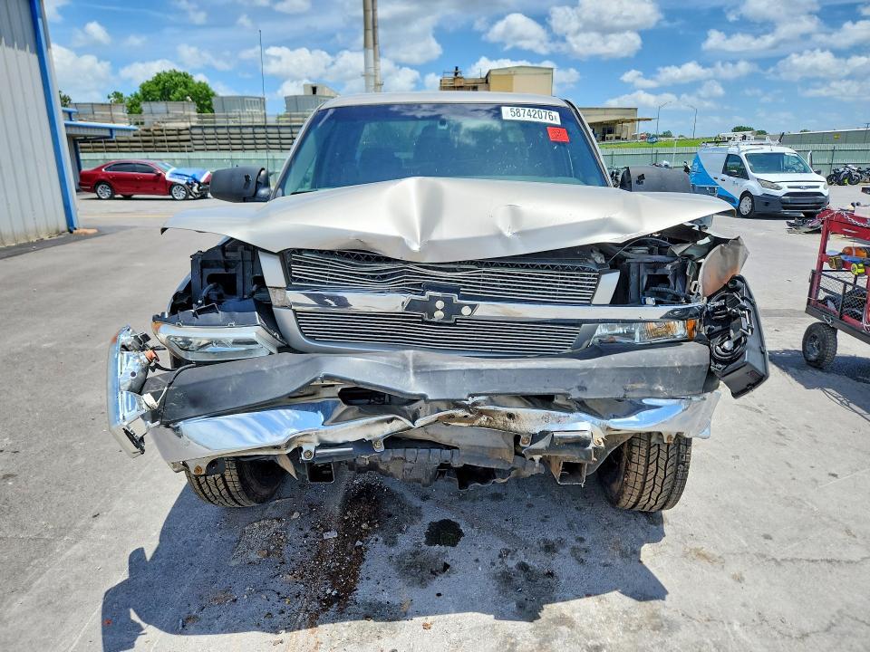 2004 Chevrolet Silverado C2500 Heavy Duty