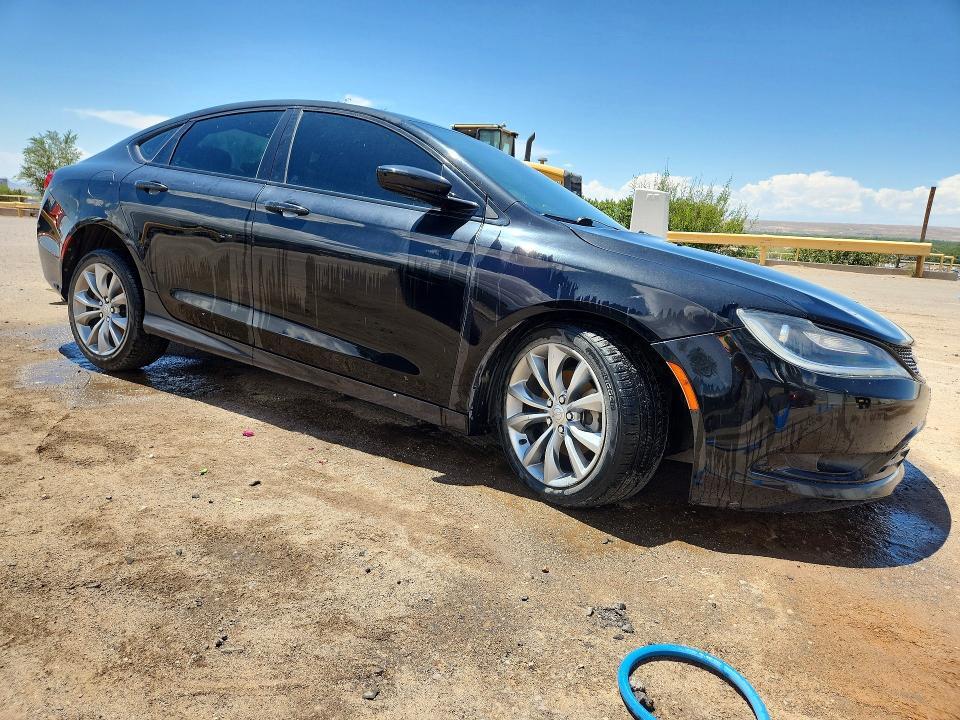 2016 Chrysler 200 s