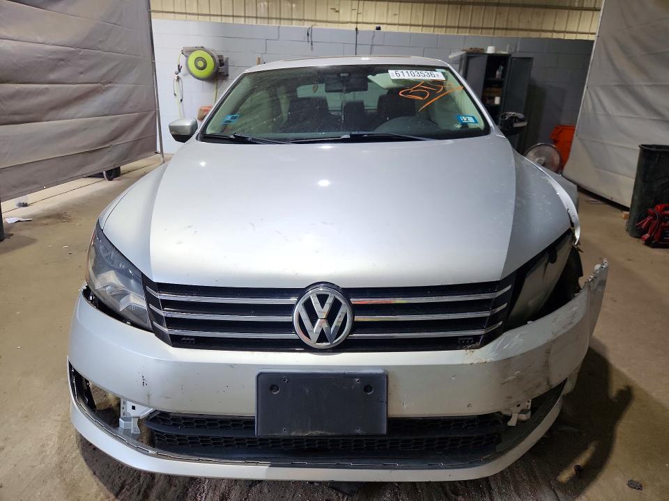 2013 Volkswagen Passat se