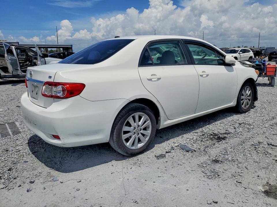 2011 Toyota Corolla le