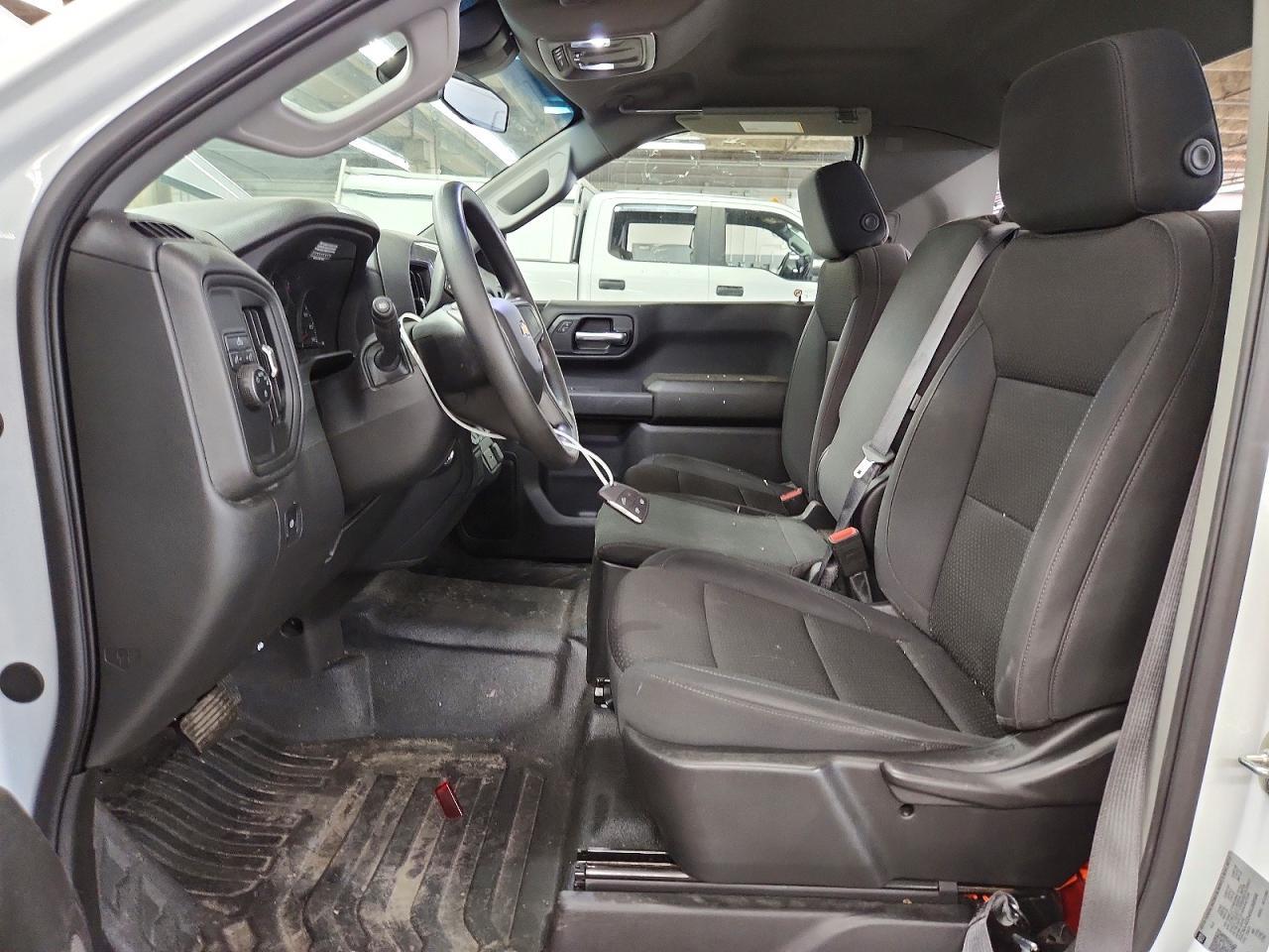 2025 Chevrolet Silverado C1500