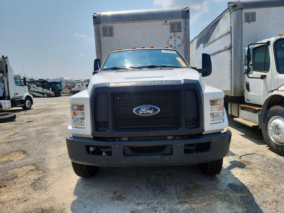 2019 Ford F750 Super Duty box Truck