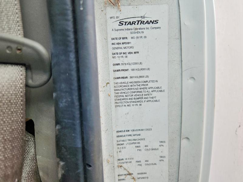 2010 Chev 2009 Chevrolet Express Shuttle Bus