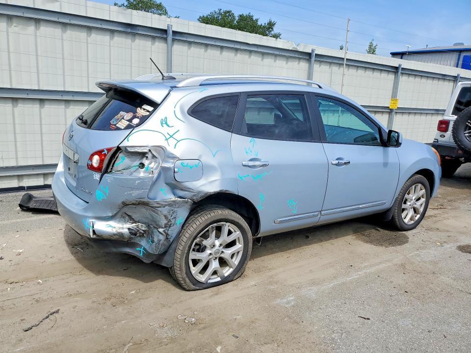 2013 Nissan Rogue s