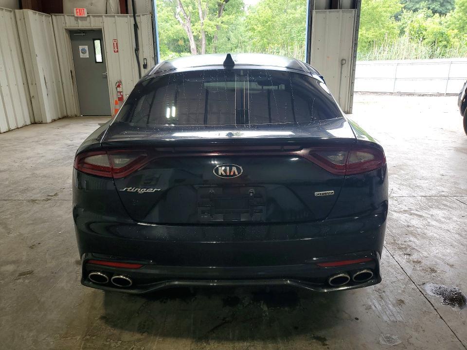 2018 KIA Stinger Base