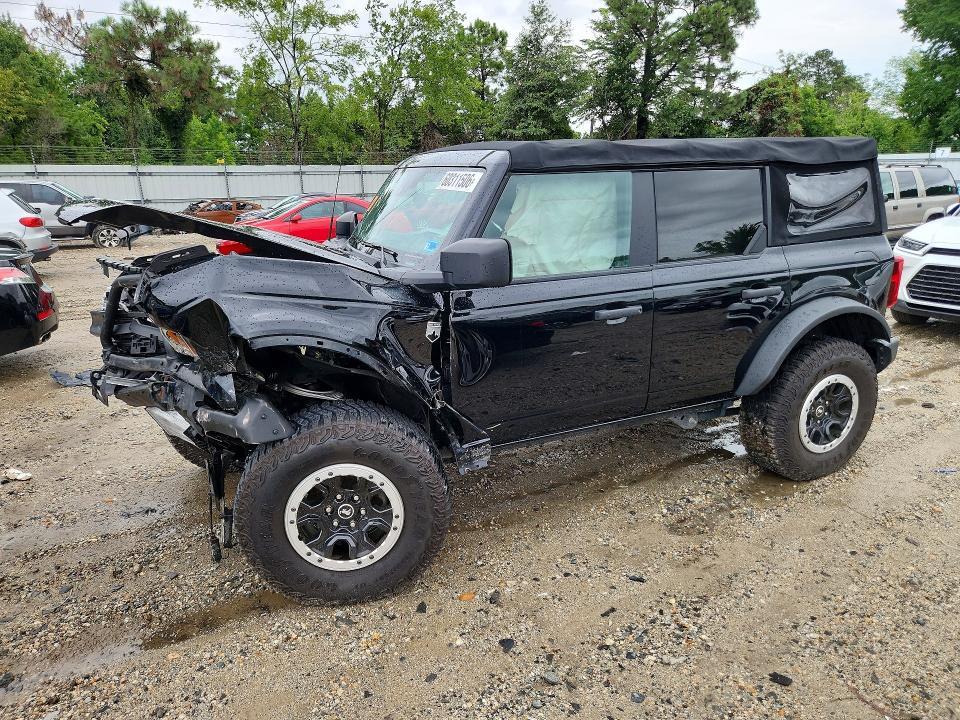 2021 Ford Bronco Base