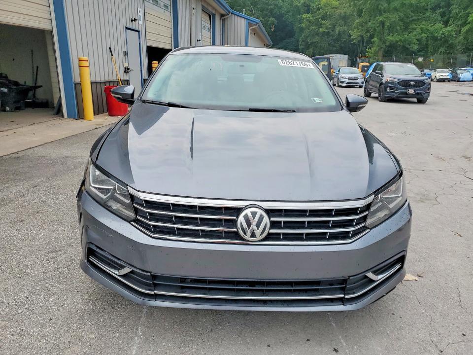 2018 Volkswagen Passat s