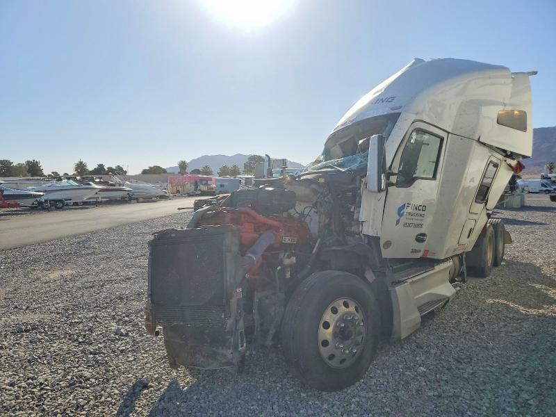 2024 Kenworth T680 Semi Truck