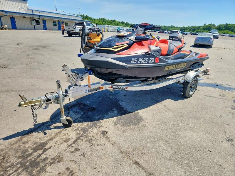 2020 Sea Doo Rxtx 300-Personal Watercraft