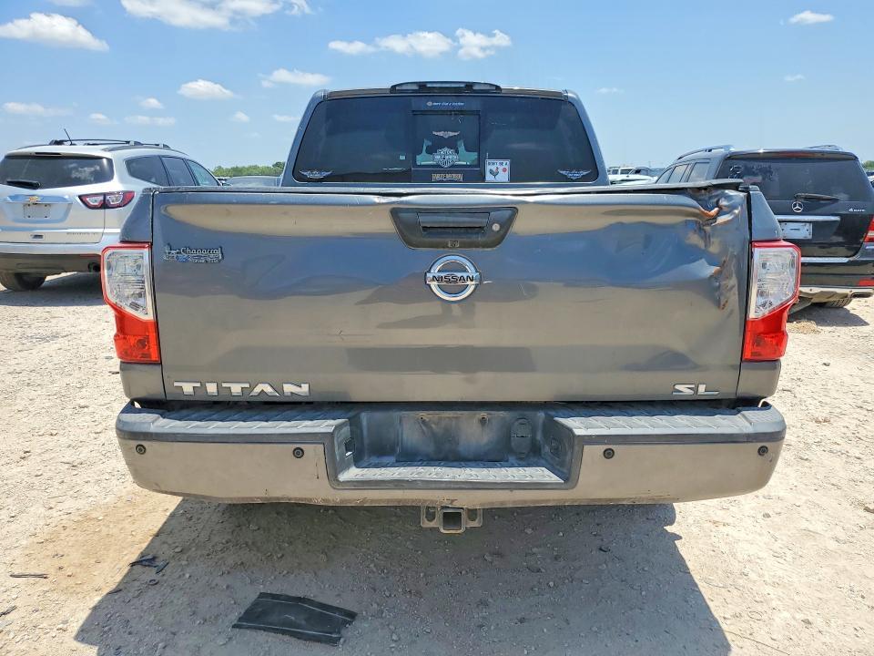 2018 Nissan Titan SL