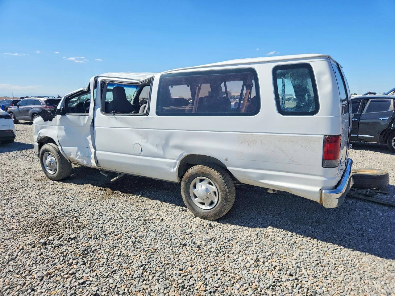 2010 Ford Econoline E350 Super Duty Wagon