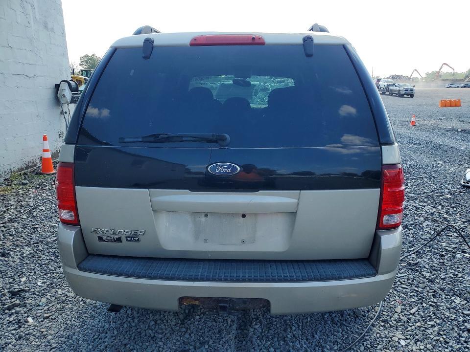 2004 Ford Explorer xlt
