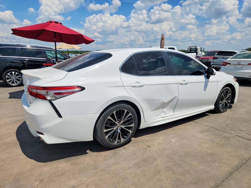 2018 Toyota Camry se