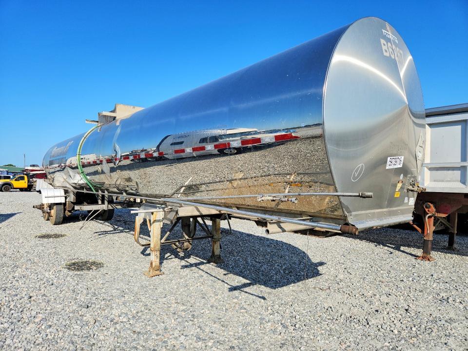 2015 Tremcar Tanker Trailer