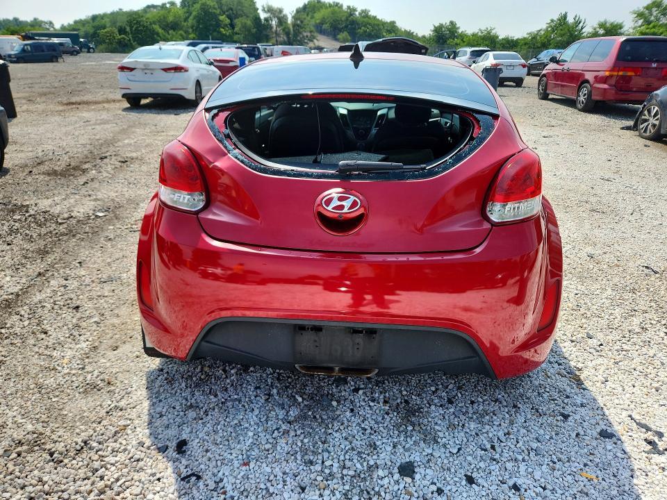 2015 Hyundai Veloster Base