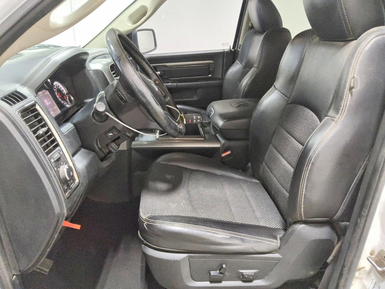 2015 Dodge RAM 1500 Sport