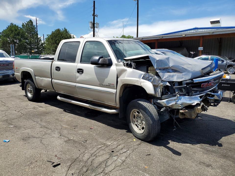 2004 GMC Sierra K2500 Heavy Duty