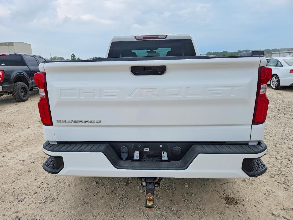 2020 Chevrolet Silverado C1500 Custom