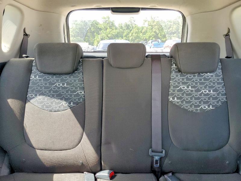 2010 KIA Soul +