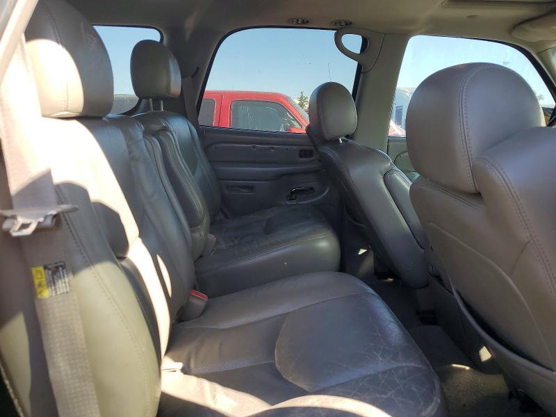 2005 Cadillac Escalade Luxury