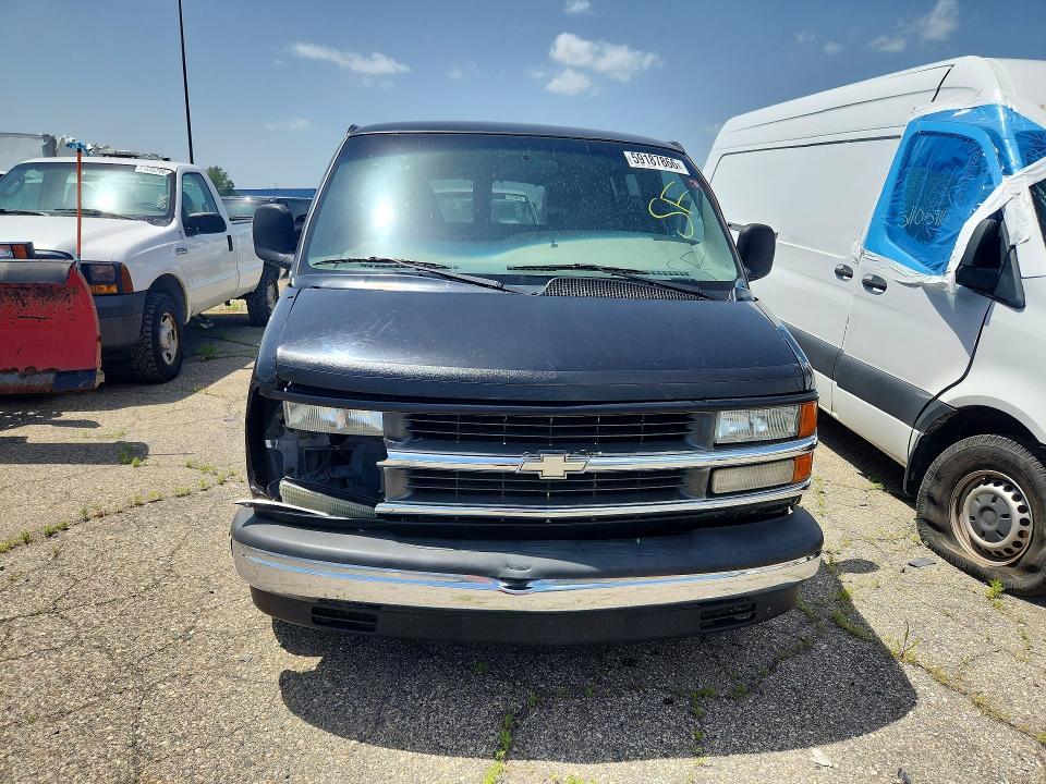 2001 Chevrolet Express G1500
