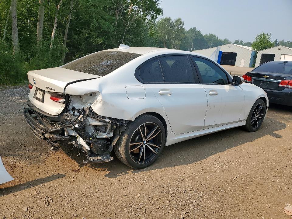 2021 BMW 330xe