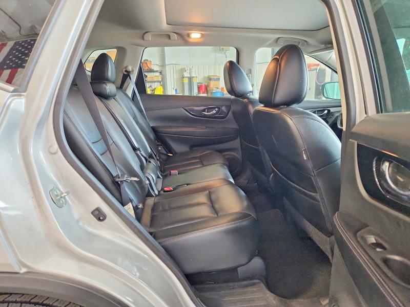 2017 Nissan Rogue sl