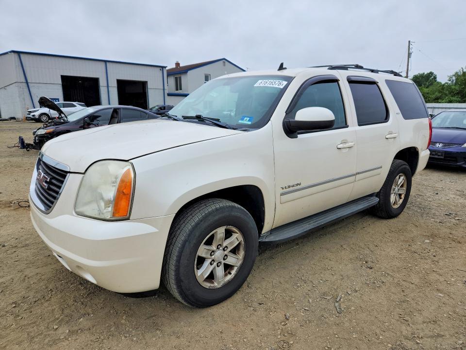 2011 GMC Yukon slt