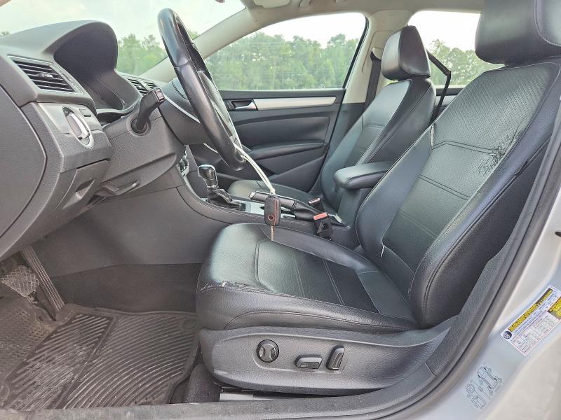 2013 Volkswagen Passat se