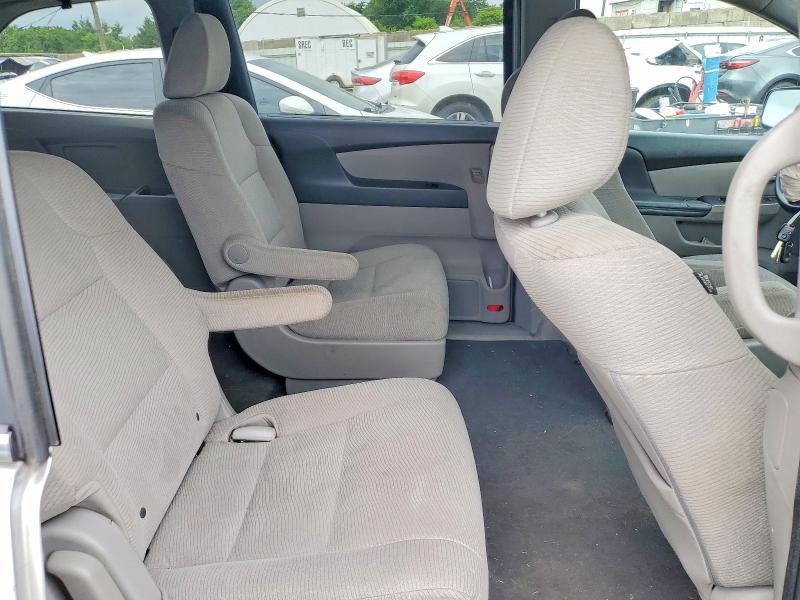 2013 Honda Odyssey lx