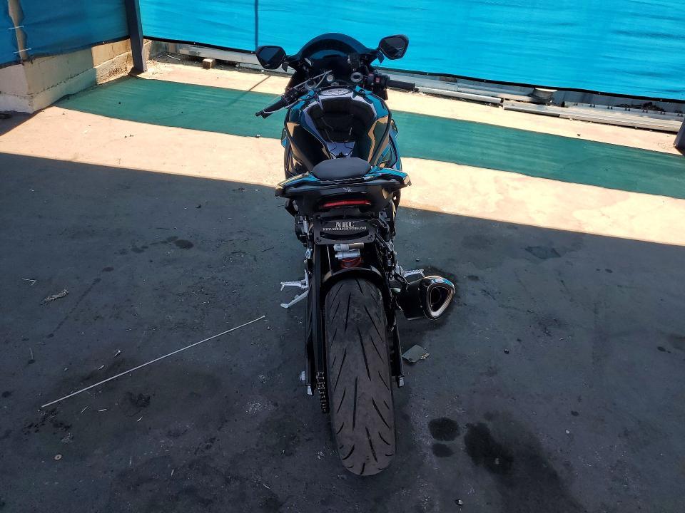 2024 BMW S 1000 RR