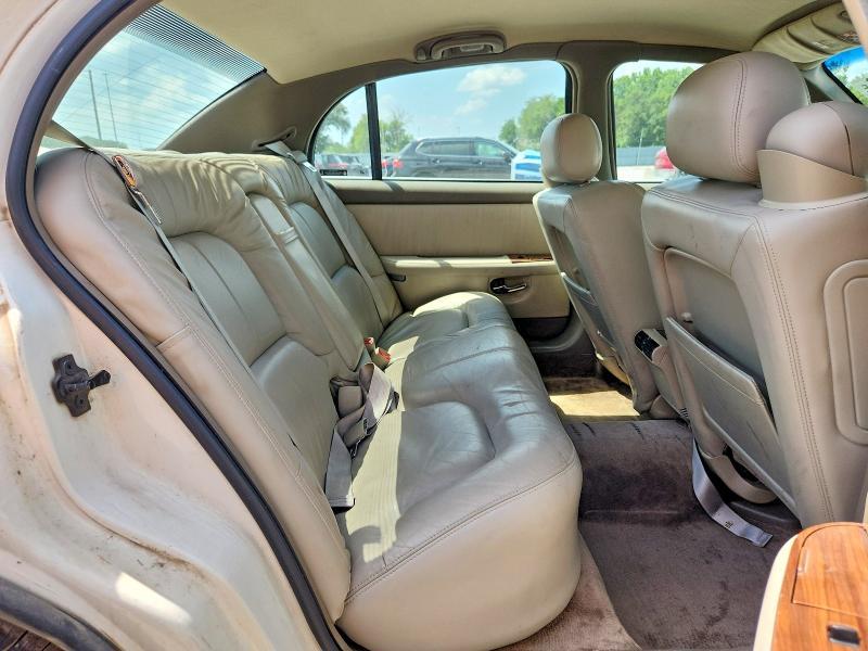 2002 Buick Park Avenue