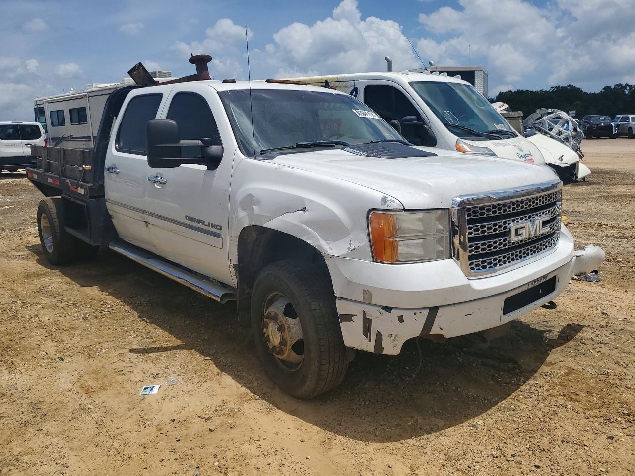 2011 GMC Sierra K3500 Denali