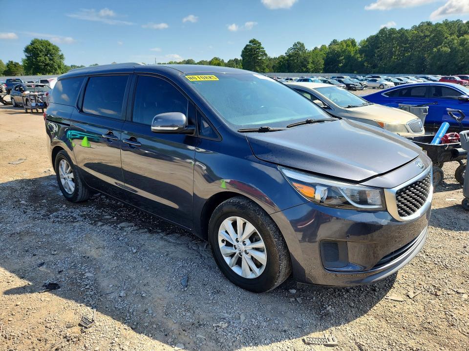 2017 KIA Sedona lx