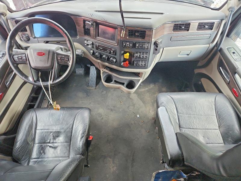 2023 Peterbilt 579 Semi Truck
