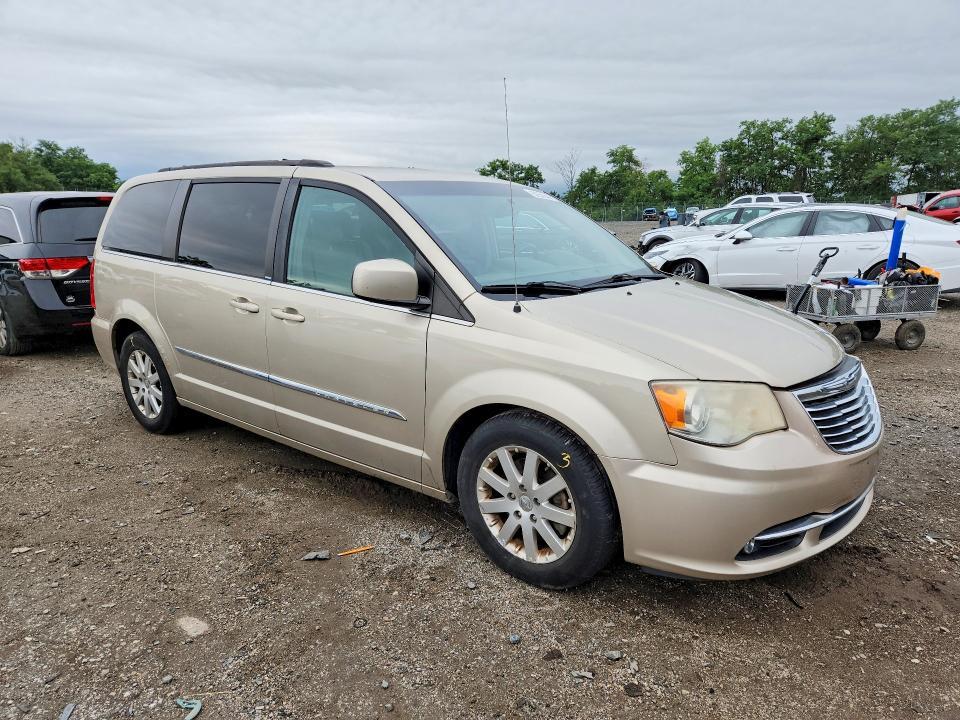2013 Chrysler Town & Country Touring