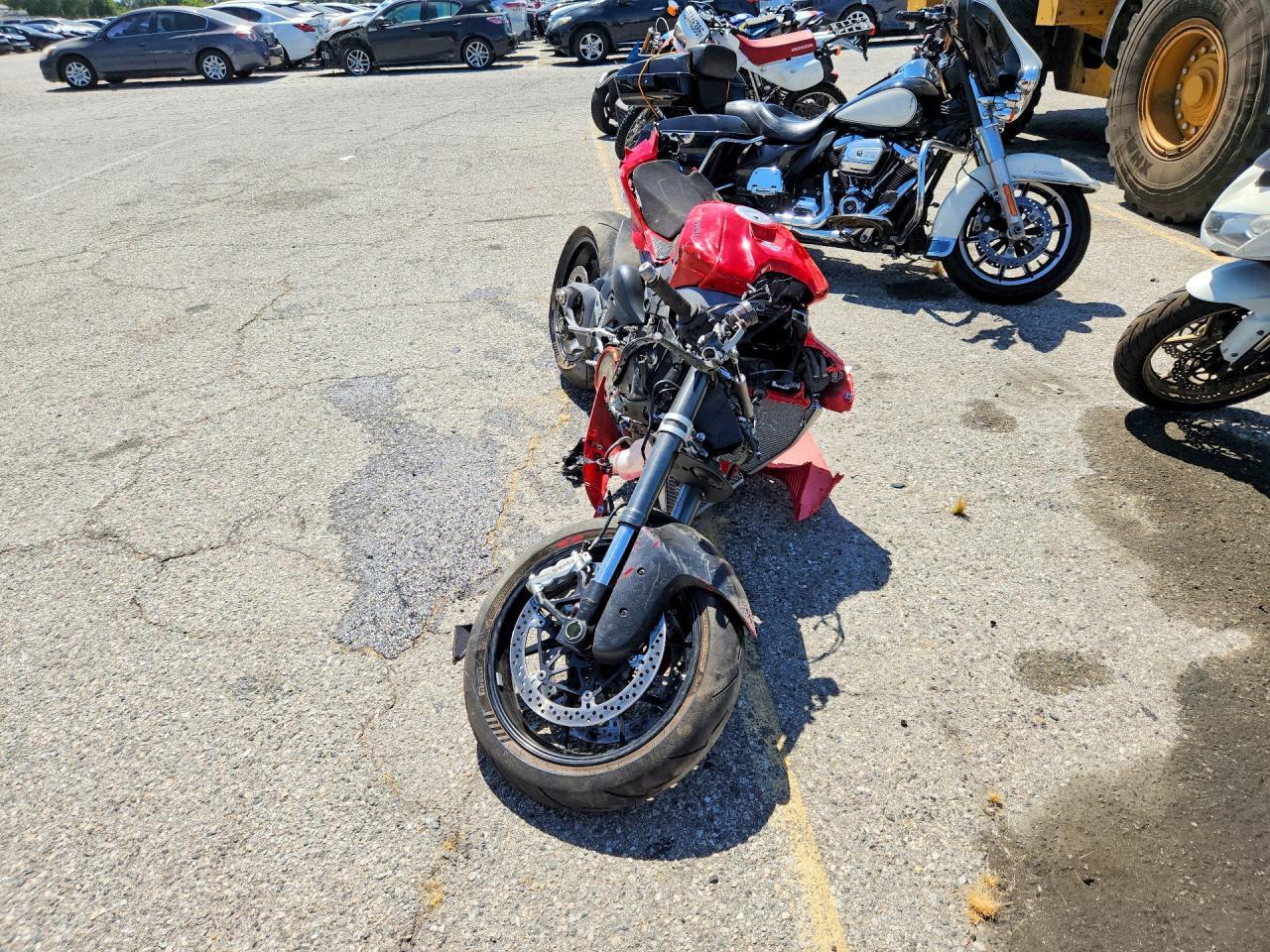 2025 Ducati Panigale V4