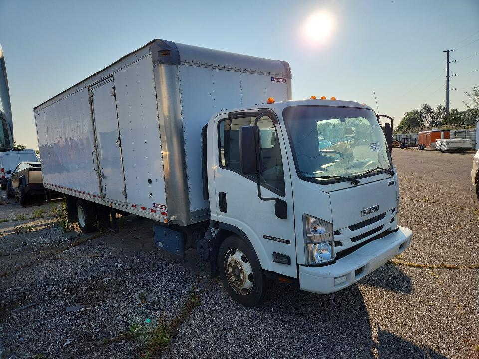 2017 Isuzu NRR