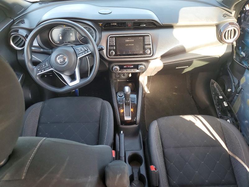 2019 Nissan Kicks sv