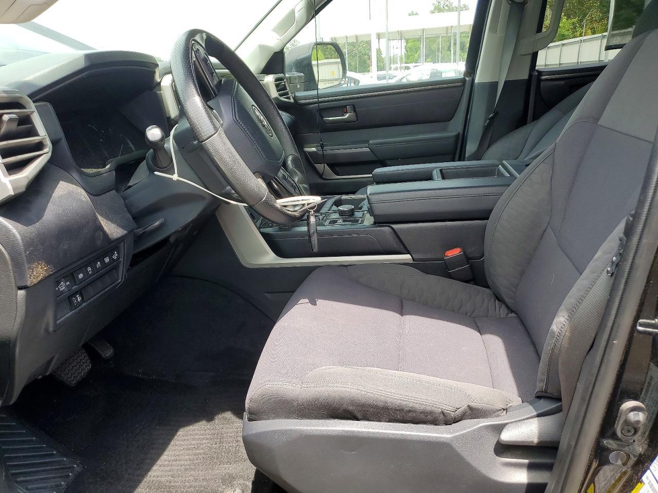 2022 Toyota Tundra SR5