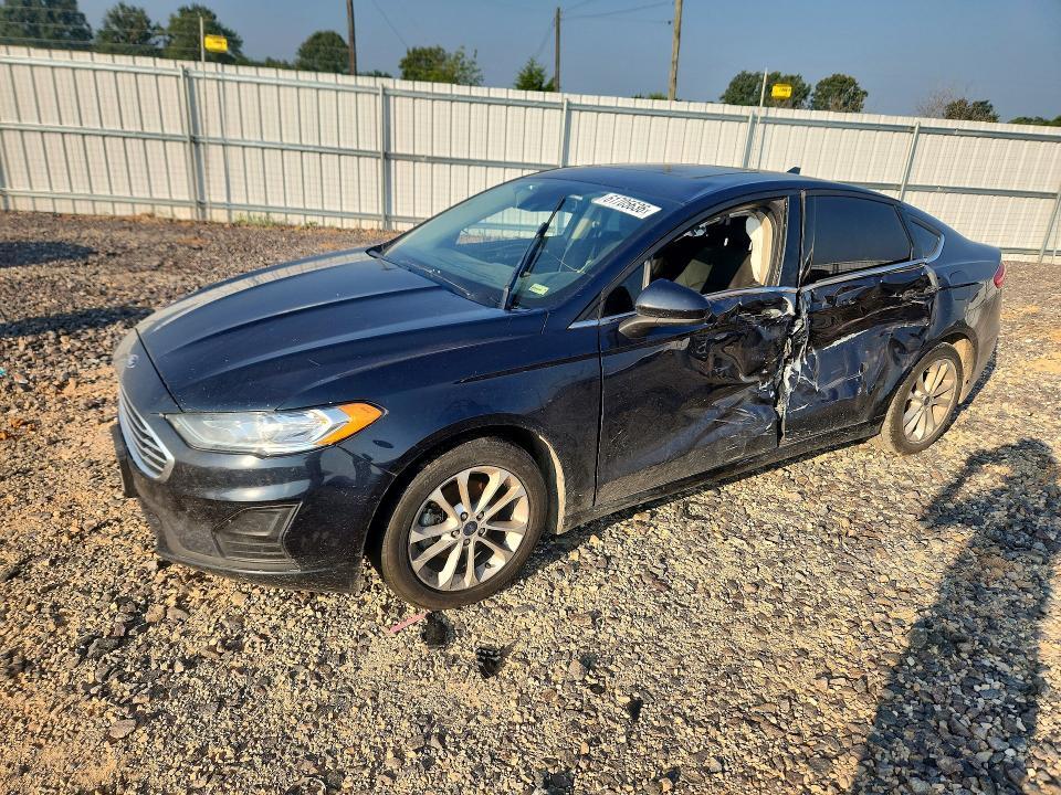 2020 Ford Fusion se
