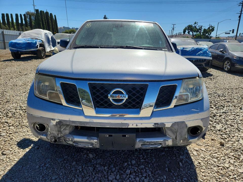 2015 Nissan Frontier S