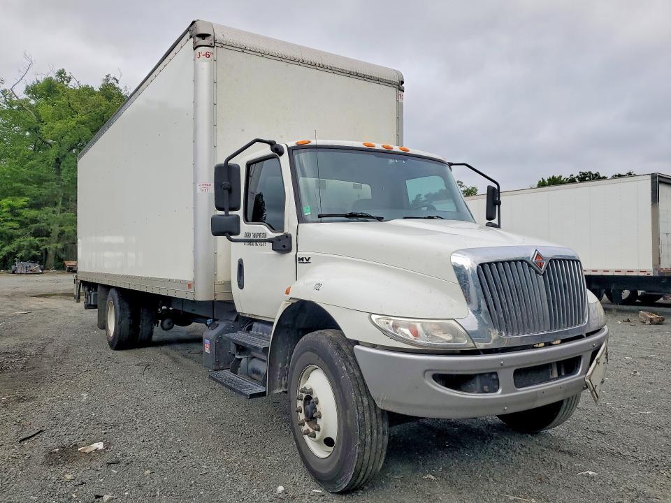 2021 International MV607 BOX Truck